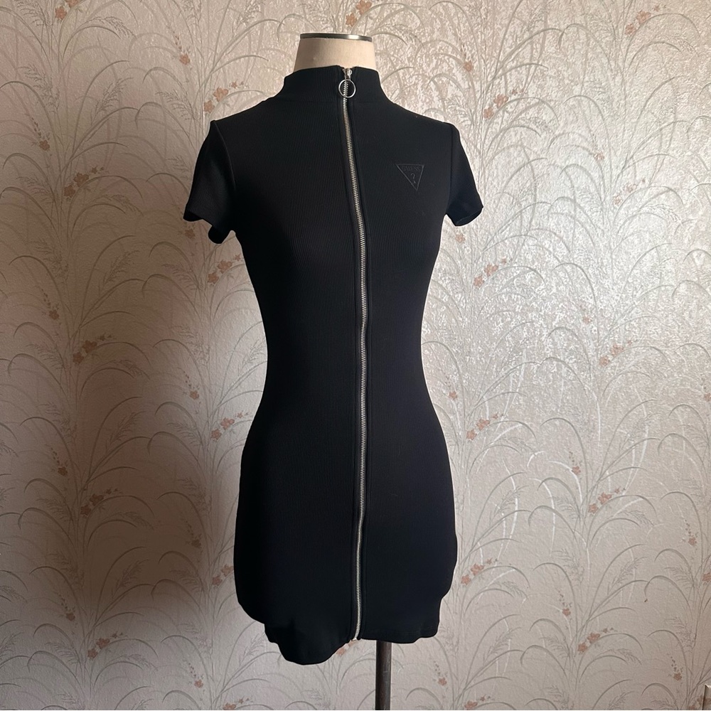 (SOLD)Guess zip up dress